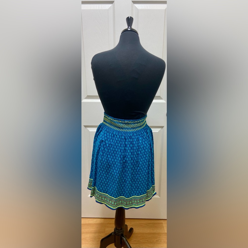 Old Navy Size Small Blue Skirt